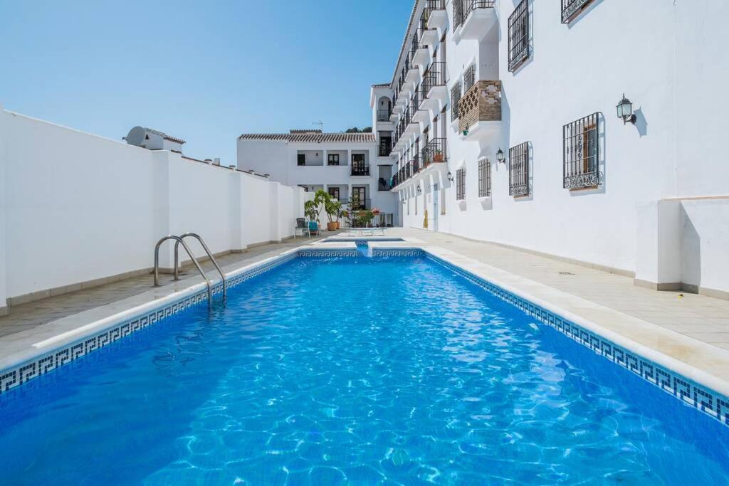 Bonito Apartamento Piscina Wifi Frigiliana Bagian luar foto